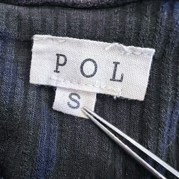 NWT POL Black Brown Waffle Knit Comfy Boyfriend Oversized Top Raw Edges Sz Small - Picture 4 of 8